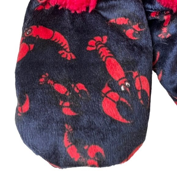 Lobster Gripper Slippers by Lazy One - Picture 3 of 6